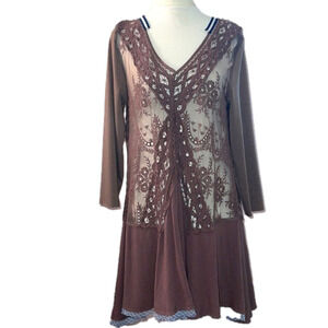 GIMMICKS by BKE lace sheer tunic blouse size S